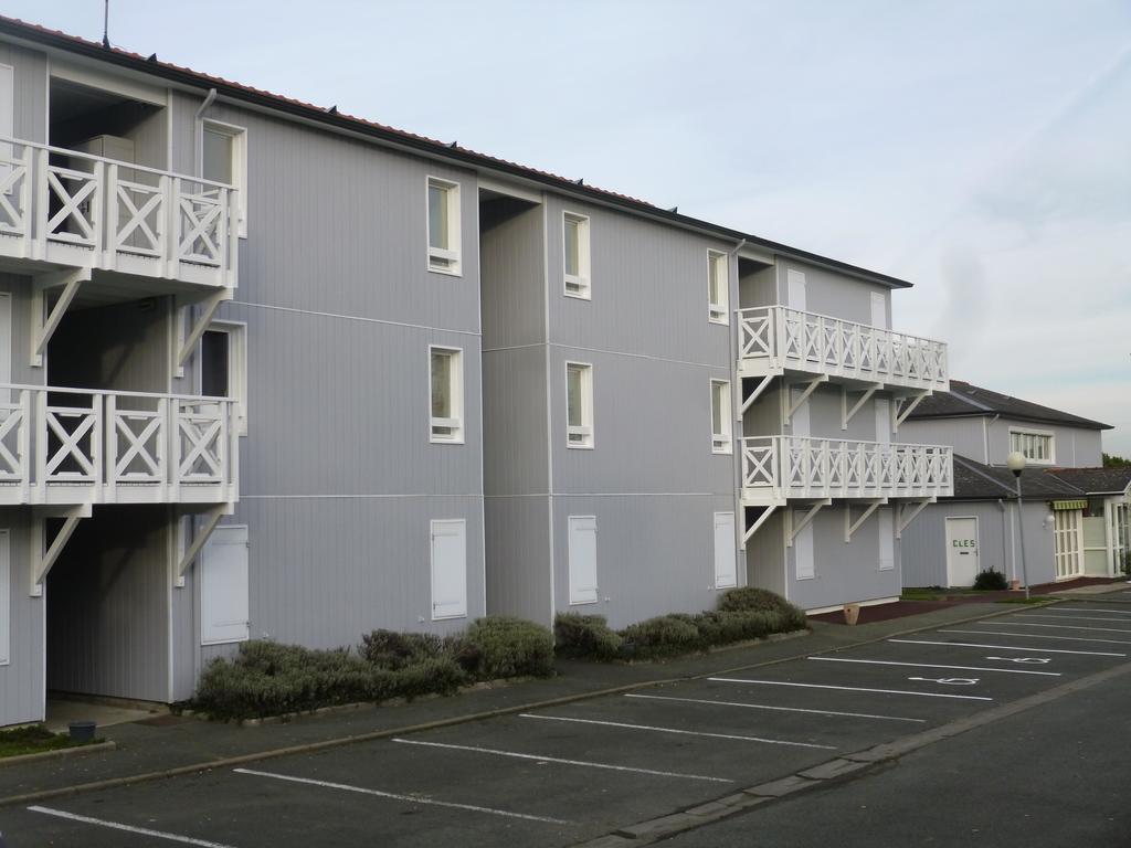 Fasthotel Angers ボークーゼ エクステリア 写真